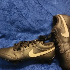 Nike Black and Gold Athletic Cleats
